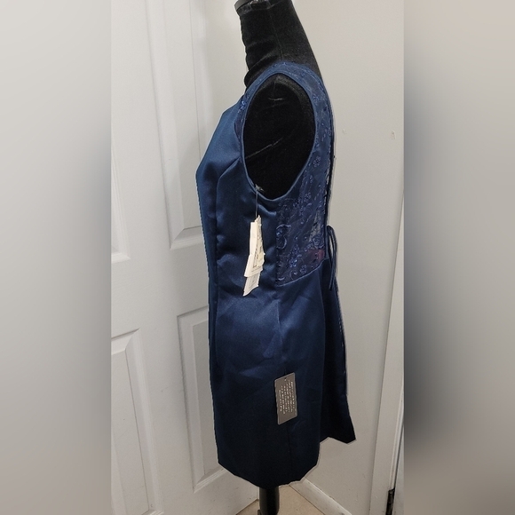 Scott Mc Clintock Dress - Picture 3 of 13